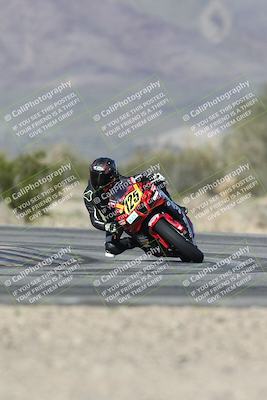 media/Jan-15-2026-Racers Edge (Thu) [[dfebeb70ab]]/2-A Group/Session 5 (Turn 5)/